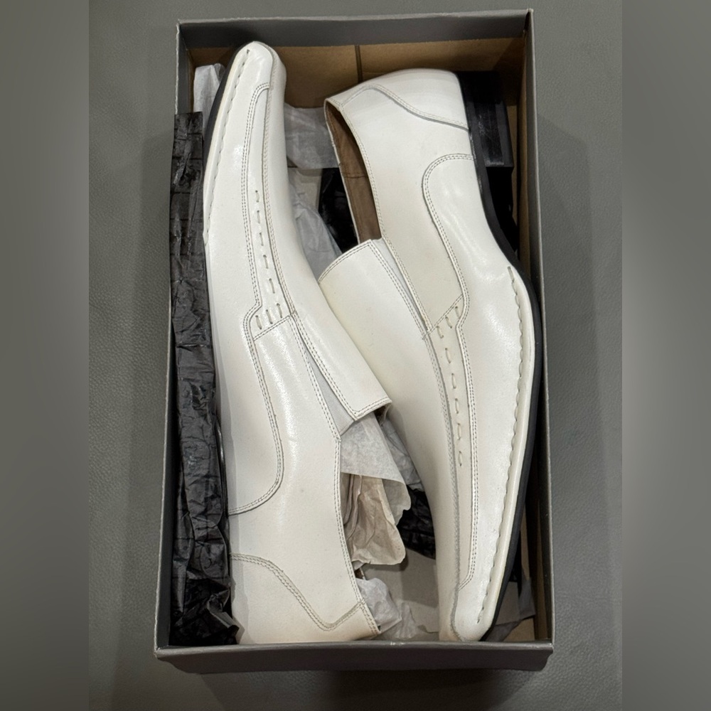 Stacy Adams White Leather Loafers